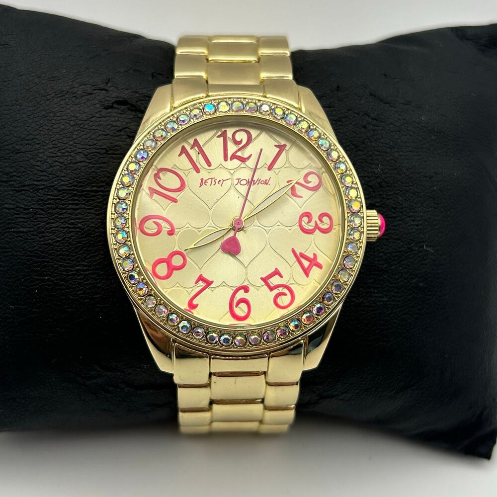 Betsey Johnson Gold Tone Crystals St. Steel Women’s Watch Working New Battery